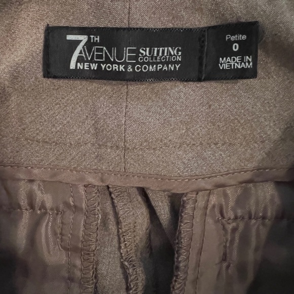 New York & Company 7th Avenue Suit Company Pants size 0 Petite - Picture 3 of 3
